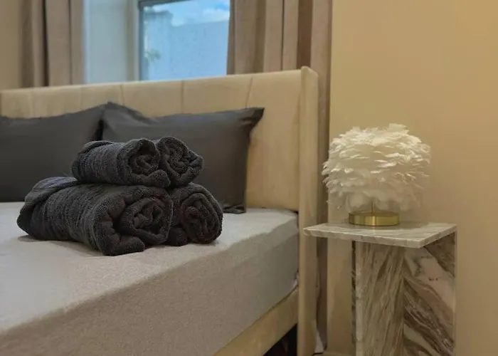 2 Beds • Free Parking • View • Urban Escape Apartment *